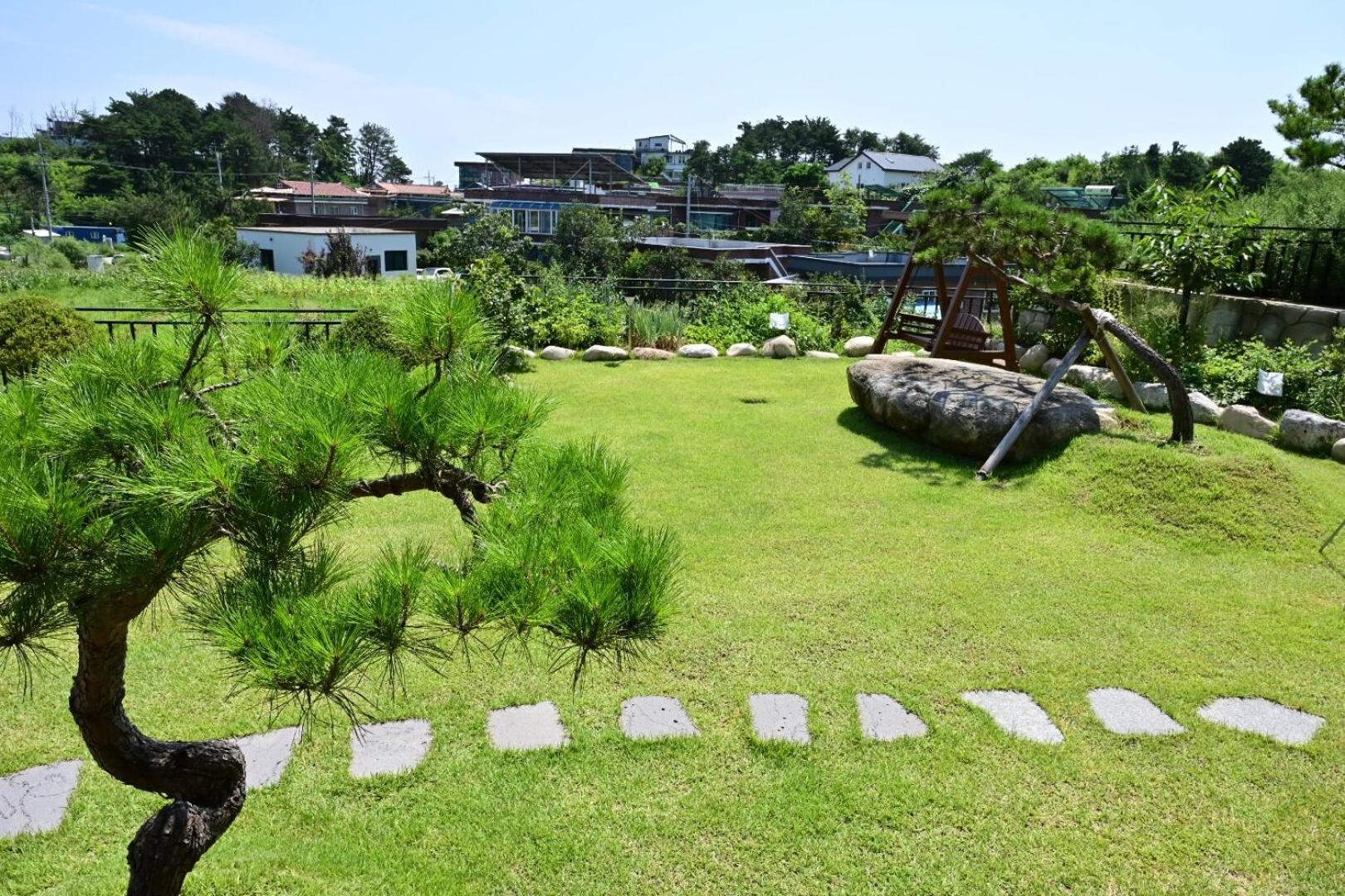 Goseung Luceluna Pension Hotell Goseong  Eksteriør bilde